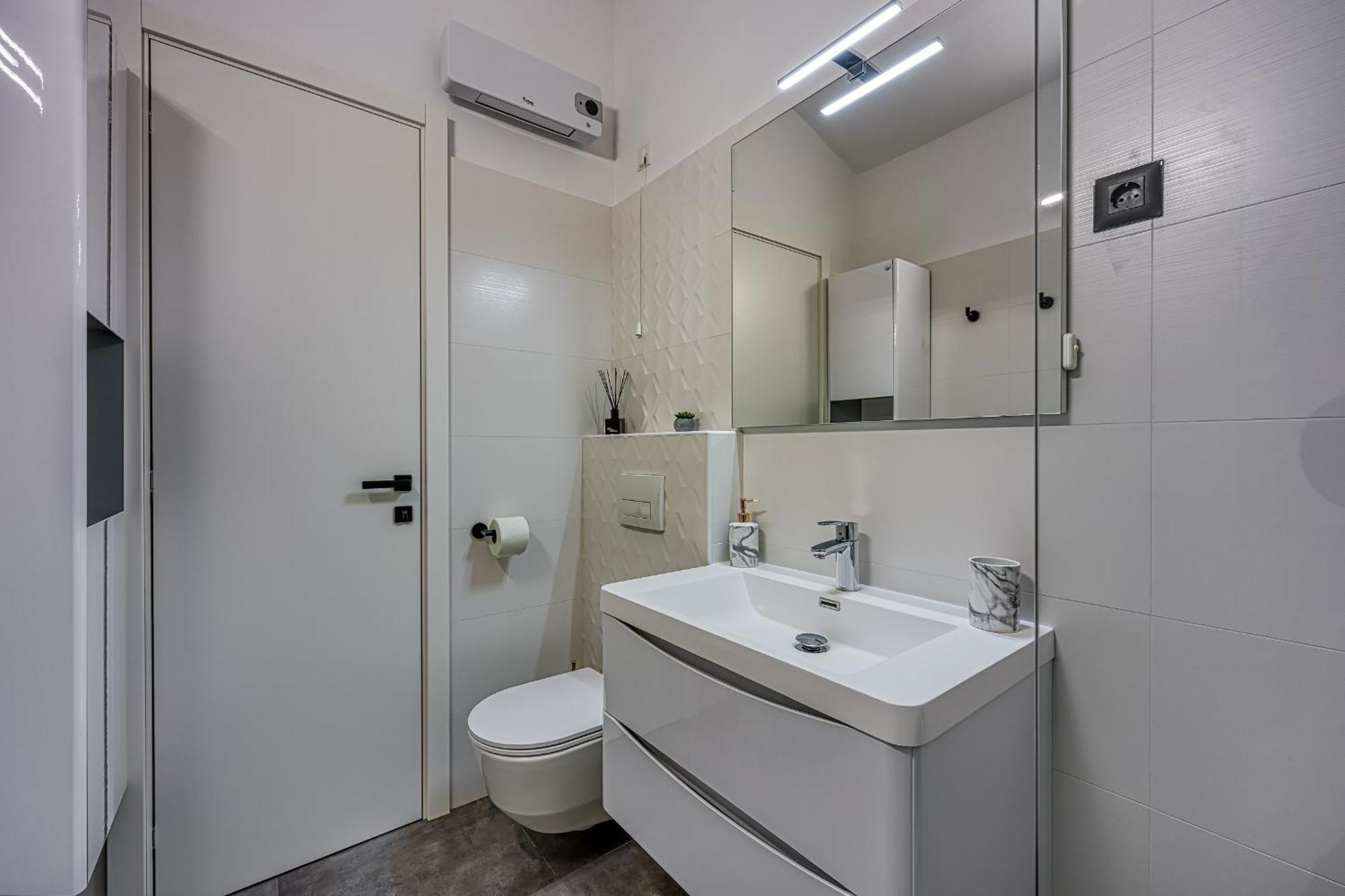 Sara Luxury In City Center بوريتش المظهر الخارجي الصورة